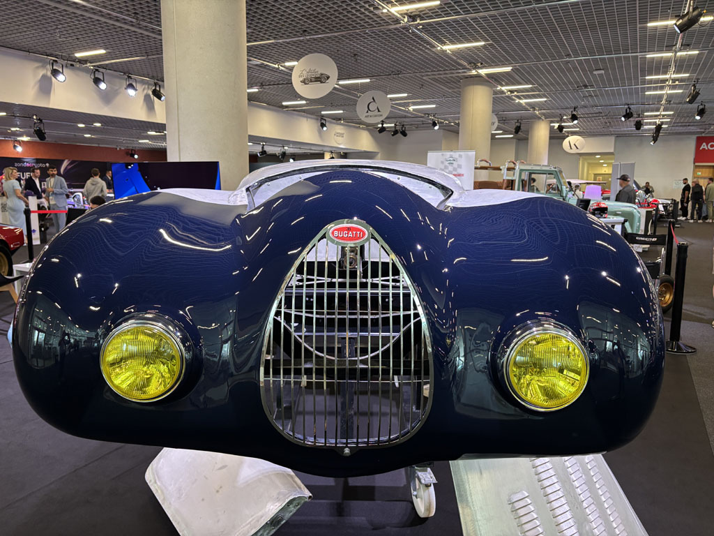 Bugatti T73 à Top Marques
